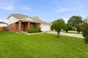 2438 Gwenfair Dr, Spring, TX 77373 - Photo 2
