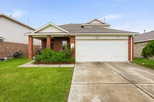 2438 Gwenfair Dr, Spring, TX 77373 - Photo 1