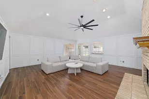 3914 Felicia Dr, Sugar Land, TX 77479 - Photo 8