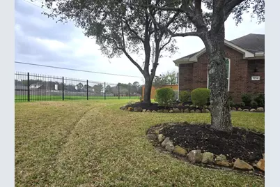 5234 Rainfield Court, Katy, TX 77494 - Photo 4