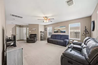 2763 Star Peak Drive, Houston, TX 77088 - Photo 6