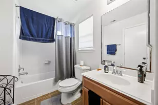 2763 Star Peak Dr, Houston, TX 77088 - Photo 18
