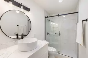 2750 Holly Hall St, Houston, TX 77054 - Photo 14
