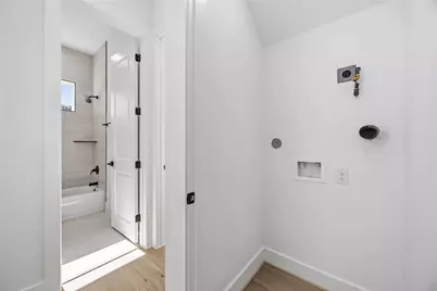 9106 Coffee Street #A-B, Houston, TX 77033 - Photo 26