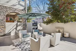 1923 Elmen St, Houston, TX 77019 - Photo 42