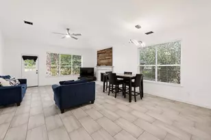 34 Firethorn Pl, The Woodlands, TX 77382 - Photo 8