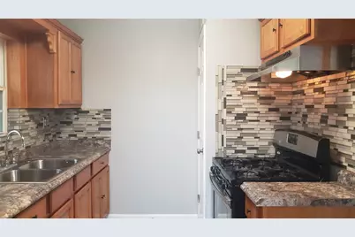 7715 Glover Street #2, Houston, TX 77012 - Photo 4