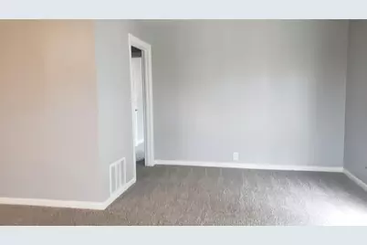 7715 Glover Street, Houston, TX 77012 - Photo 6