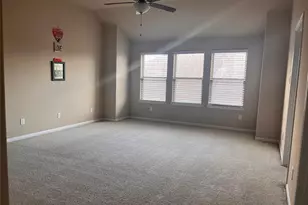 127 Round Lake Dr, Rosenberg, TX 77469 - Photo 12