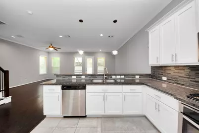2219 Bellefontaine Street, Houston, TX 77030 - Photo 8