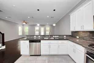 2219 Bellefontaine St, Houston, TX 77030 - Photo 8