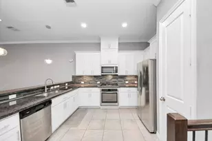 2219 Bellefontaine St, Houston, TX 77030 - Photo 6