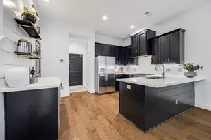 5537 Petty St, Houston, TX 77007 - Photo 10