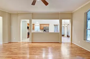 1960 Greentree Dr, Huntsville, TX 77340 - Photo 14