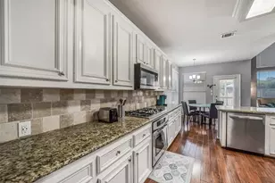 406 Ashberry Ct, League City, TX 77573 - Photo 18