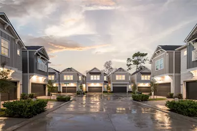 5205 Amber Sunrise Drive, Houston, TX 77018 - Photo 2