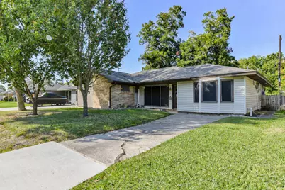 222 Linda Street, Deer Park, TX 77536 - Photo 1