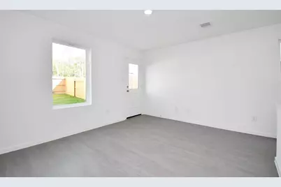 21269 Carosella Dr, New Caney, TX 77357 - Photo 16