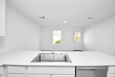 21269 Carosella Dr, New Caney, TX 77357 - Photo 12