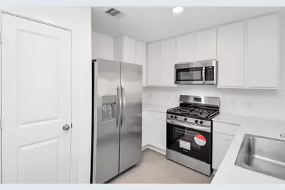 21269 Carosella Dr, New Caney, TX 77357 - Photo 8