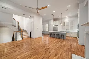 1306 Castle Ct, Houston, TX 77006 - Photo 12