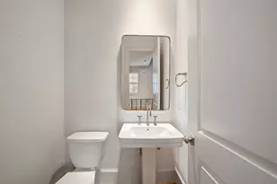 1306 Castle Ct, Houston, TX 77006 - Photo 8