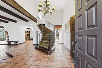 411 Hunters Park Lane, Houston, TX 77024 - Photo 2