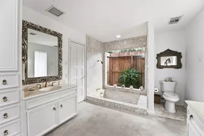 411 Hunters Park Lane, Houston, TX 77024 - Photo 14