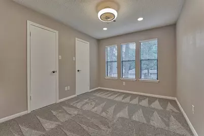 9 Southfork Pines Court, The Woodlands, TX 77381 - Photo 18