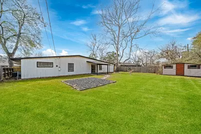 10042 Lazy Oaks Street, Houston, TX 77080 - Photo 32