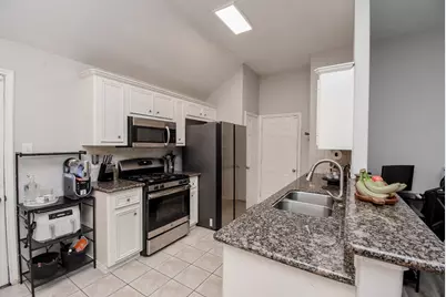 1909 W Texas Avenue, Baytown, TX 77520 - Photo 18