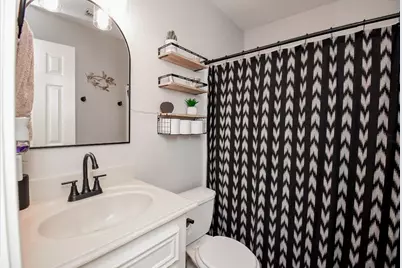 1909 W Texas Avenue, Baytown, TX 77520 - Photo 34