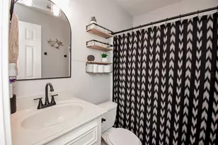 1909 W Texas Ave, Baytown, TX 77520 - Photo 34