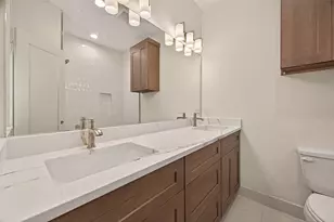 12804 Buffalo Wls Dr, Houston, TX 77045 - Photo 8