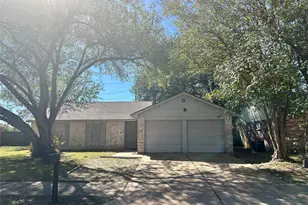 16347 Sky Blue Ln, Houston, TX 77095 - Photo 2