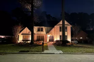 3514 Maple Park Dr, Houston, TX 77339 - Photo 2