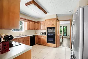 3514 Maple Park Dr, Houston, TX 77339 - Photo 16