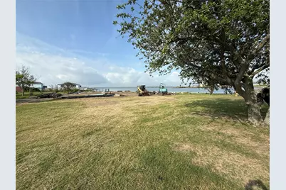 1021 17th Street, San Leon, TX 77539 - Photo 4