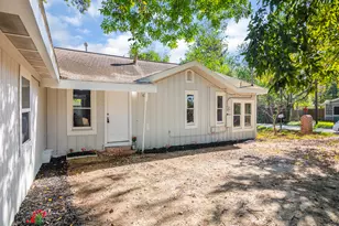 112 Oakdale St, Dayton, TX 77535 - Photo 1