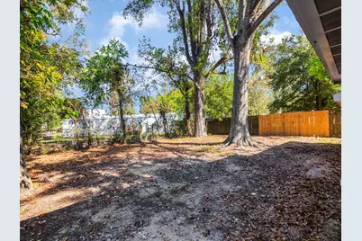 112 Oakdale Street, Dayton, TX 77535 - Photo 38