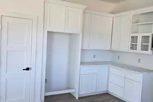 793 Rd 5603, Cleveland, TX 77327 - Photo 4