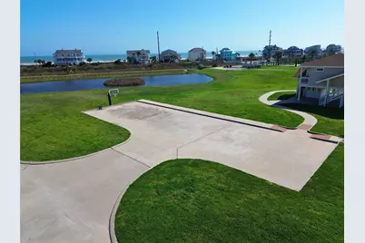 4223 S Sunset Bay Drive, Galveston, TX 77554 - Photo 14