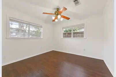 10515 Eddystone Drive, Houston, TX 77043 - Photo 18