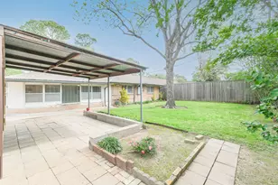 10515 Eddystone Dr, Houston, TX 77043 - Photo 24