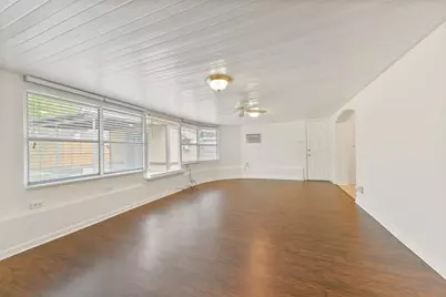 10515 Eddystone Drive, Houston, TX 77043 - Photo 22