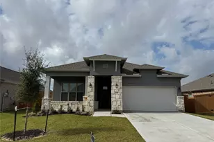 2717 Mackinac Bay Dr, Texas City, TX 77568 - Photo 1