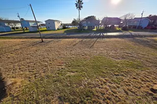 405 Blue Water Blvd, Sargent, TX 77414 - Photo 28