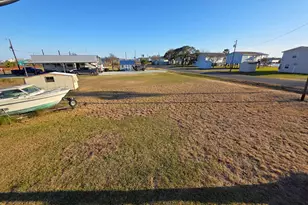 405 Blue Water Blvd, Sargent, TX 77414 - Photo 30