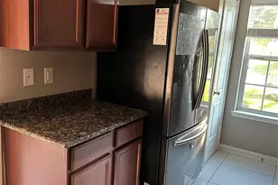 9427 Ruby Mist Dr, Rosharon, TX 77583 - Photo 4