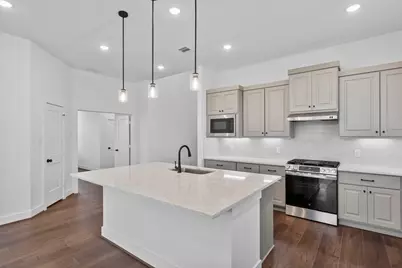 18028 Brennie Bird Lane, Conroe, TX 77302 - Photo 8